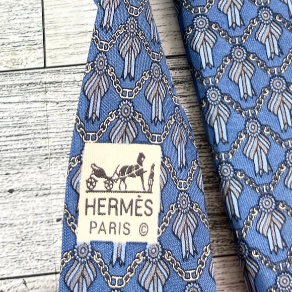 Vintage Hermes Silk Tie 716 FA - Picture 3 of 4